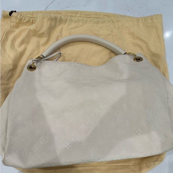 Louis Vuitton Artsy Empreinte in Neige - Picture 2 of 13